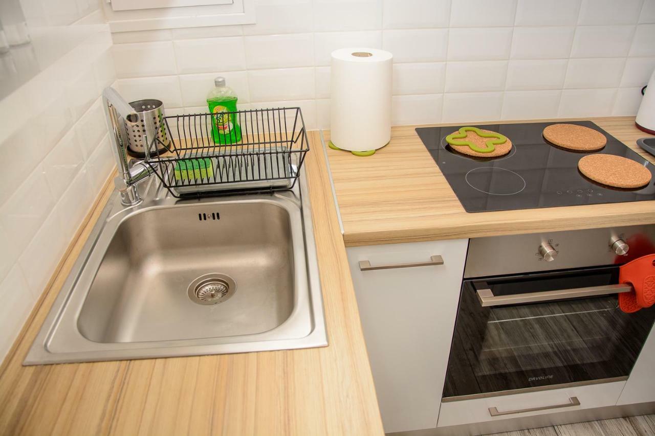 Fully Renovated And Relaxing Apartment Athen Eksteriør bilde